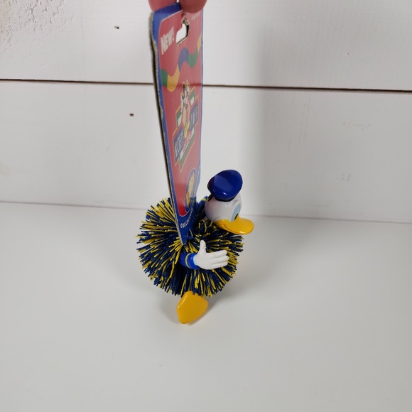 Vintage '95 Disney Mickey's Stuff Donald Duck Koosh Ball - New Old Stock - Picture 3 of 6